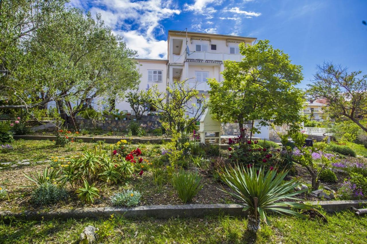 Rooms Padovan Banjol Exterior foto