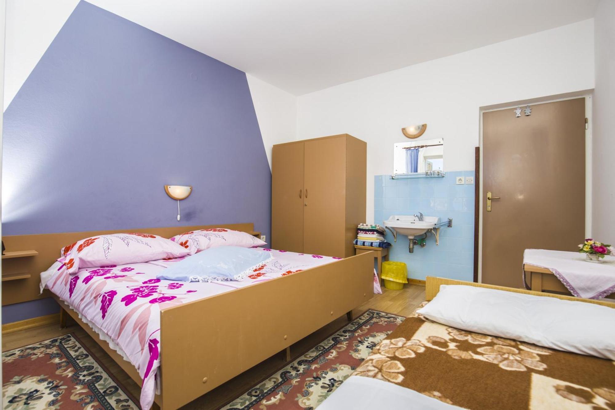 Rooms Padovan Banjol Exterior foto